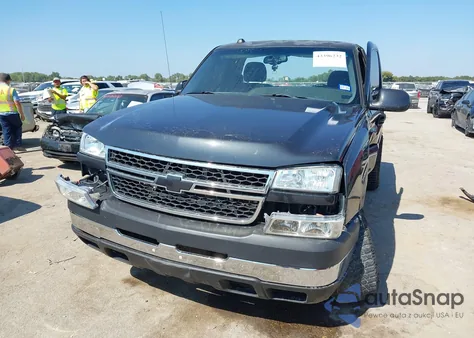 2005 Chevrolet Silverado 1500 Z71 z USA, uszkodzony, nr VIN 1GCEK14Z35Z293863